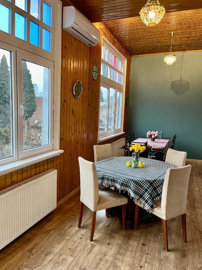 Pigeon Guest House 第比利斯 外观 照片